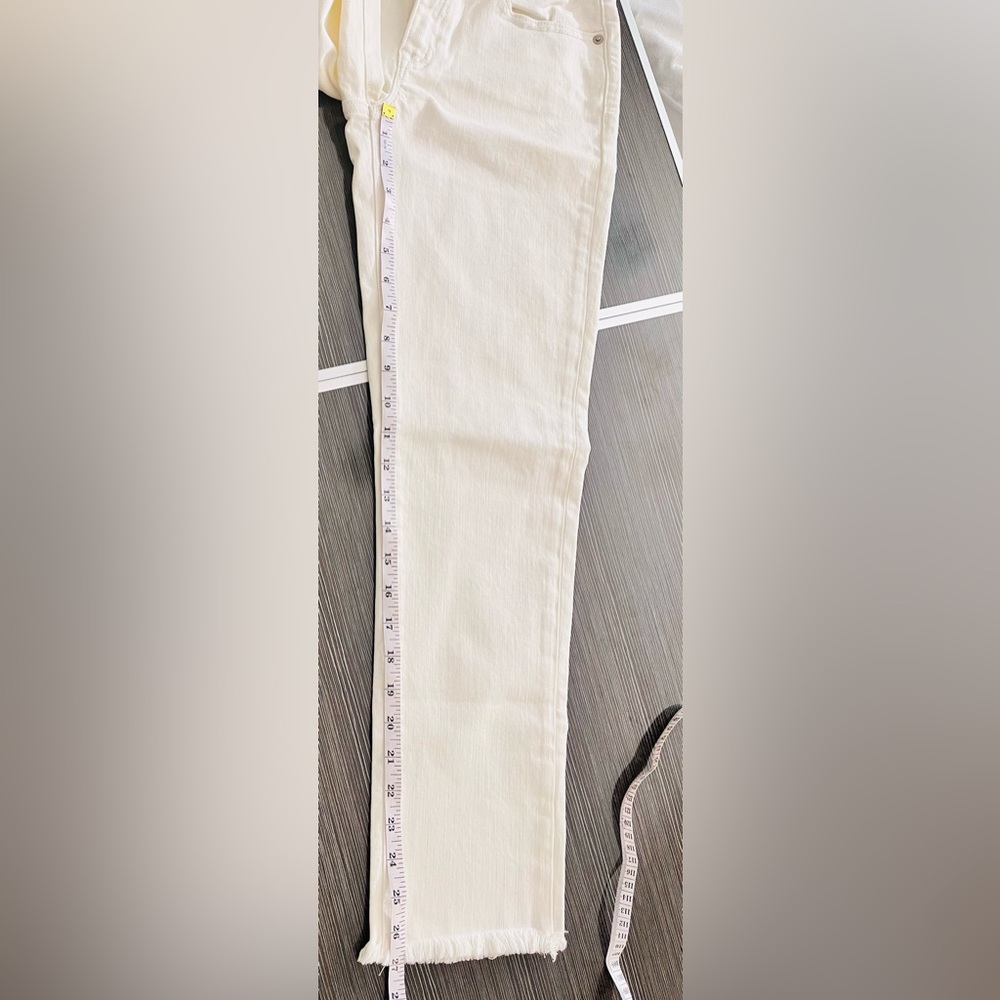 GAP White Straight Leg Cropped Raw Hem Denim Jeans Size 2 - Picture 8 of 10